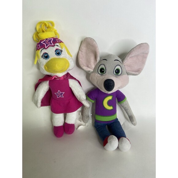 Chuck E Cheese and Helen Henny Plush Stuffed Animal Toy Lot Of 2 - Picture 1 of 11
